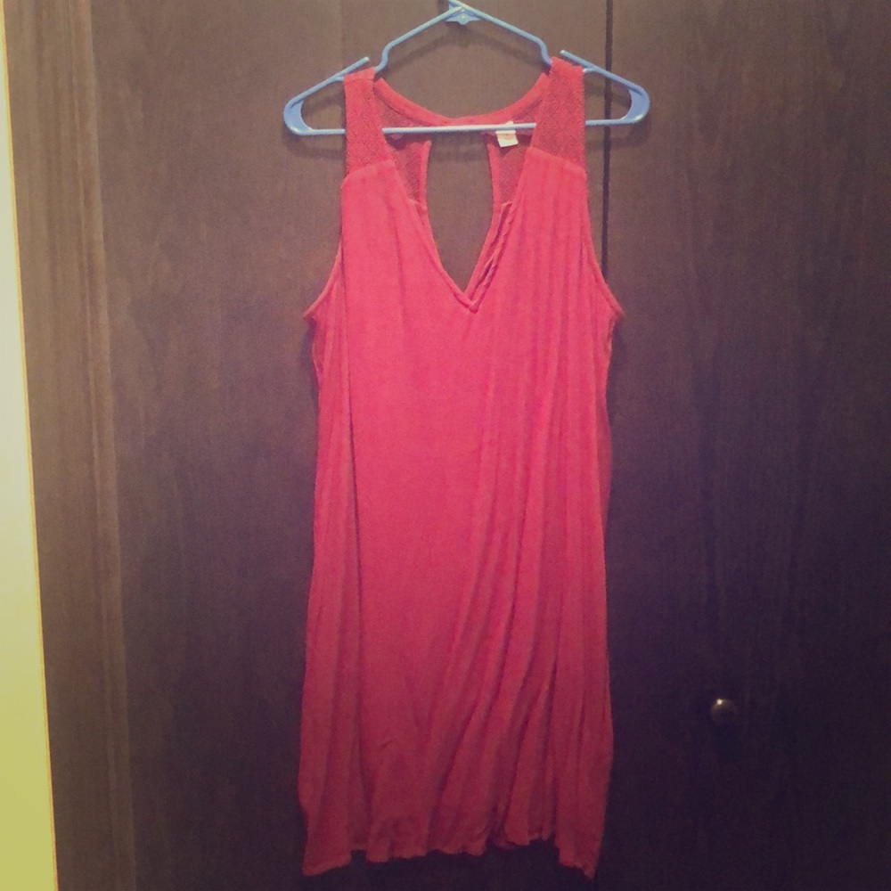 Flowy red dress